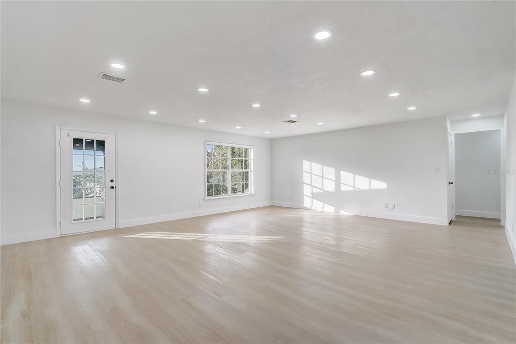 1080 North Carpenter Road Titusville, FL 32796 - Photo 10 of 26