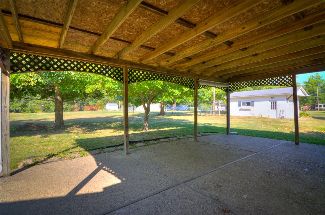 1867 South Westgate Drive Decatur, IL 62521 - Photo 32 of 36