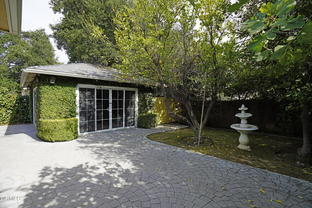 2340 Brigden Road Pasadena, CA 91104 - Photo 18 of 21 Backyard