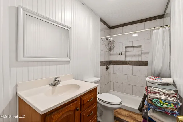 $220,000 | 21 Richard Johnson Road, Carriere, MS 39426