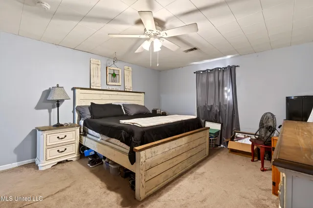 $220,000 | 21 Richard Johnson Road, Carriere, MS 39426