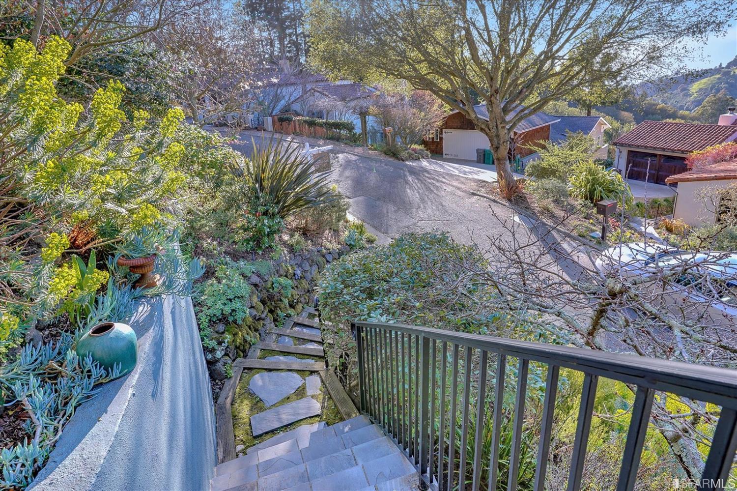 7172 Norfolk Road Berkeley, CA 94705 - Photo 2 of 33