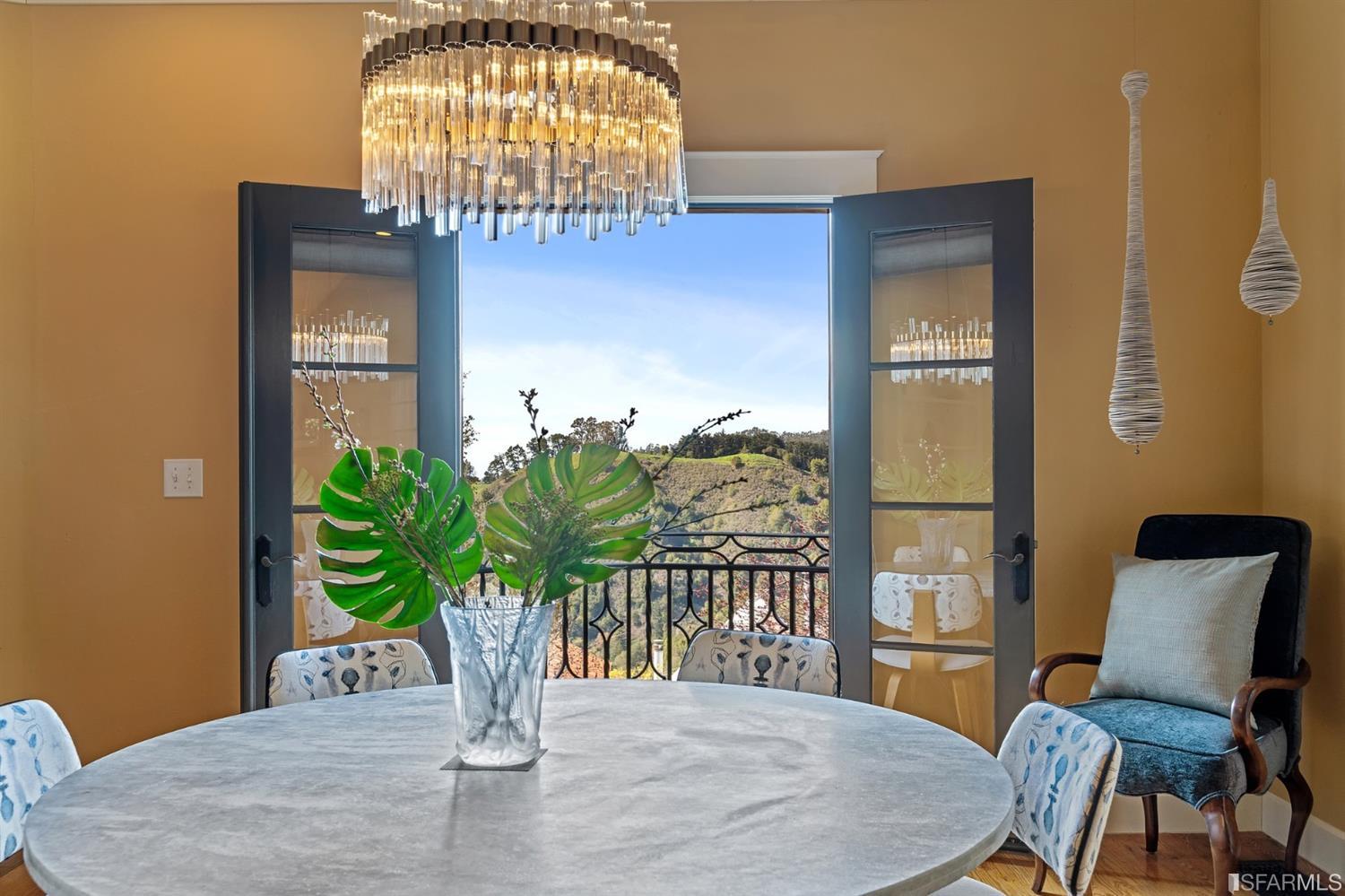 7172 Norfolk Road Berkeley, CA 94705 - Photo 7 of 33