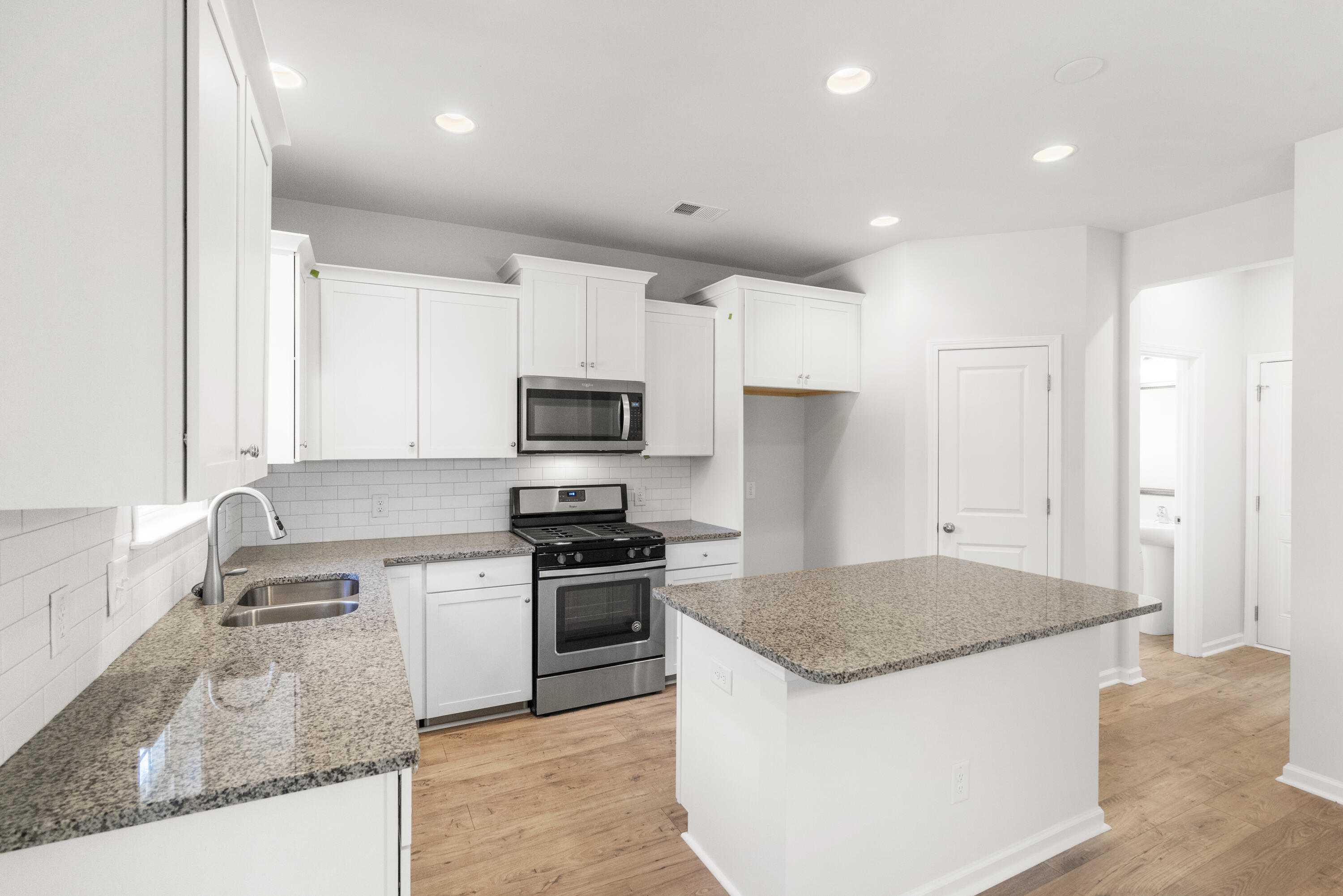 488 Eagleview Drive Moncks Corner, SC 29461 - Photo 12 of 37 SDH09807