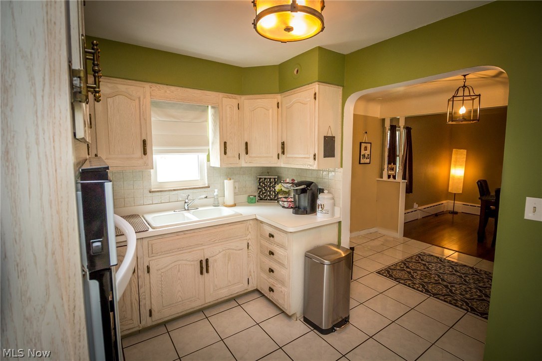 3211 Hearthstone Road Cleveland, OH 44134 - Photo 10 of 33 Gallery Image 10