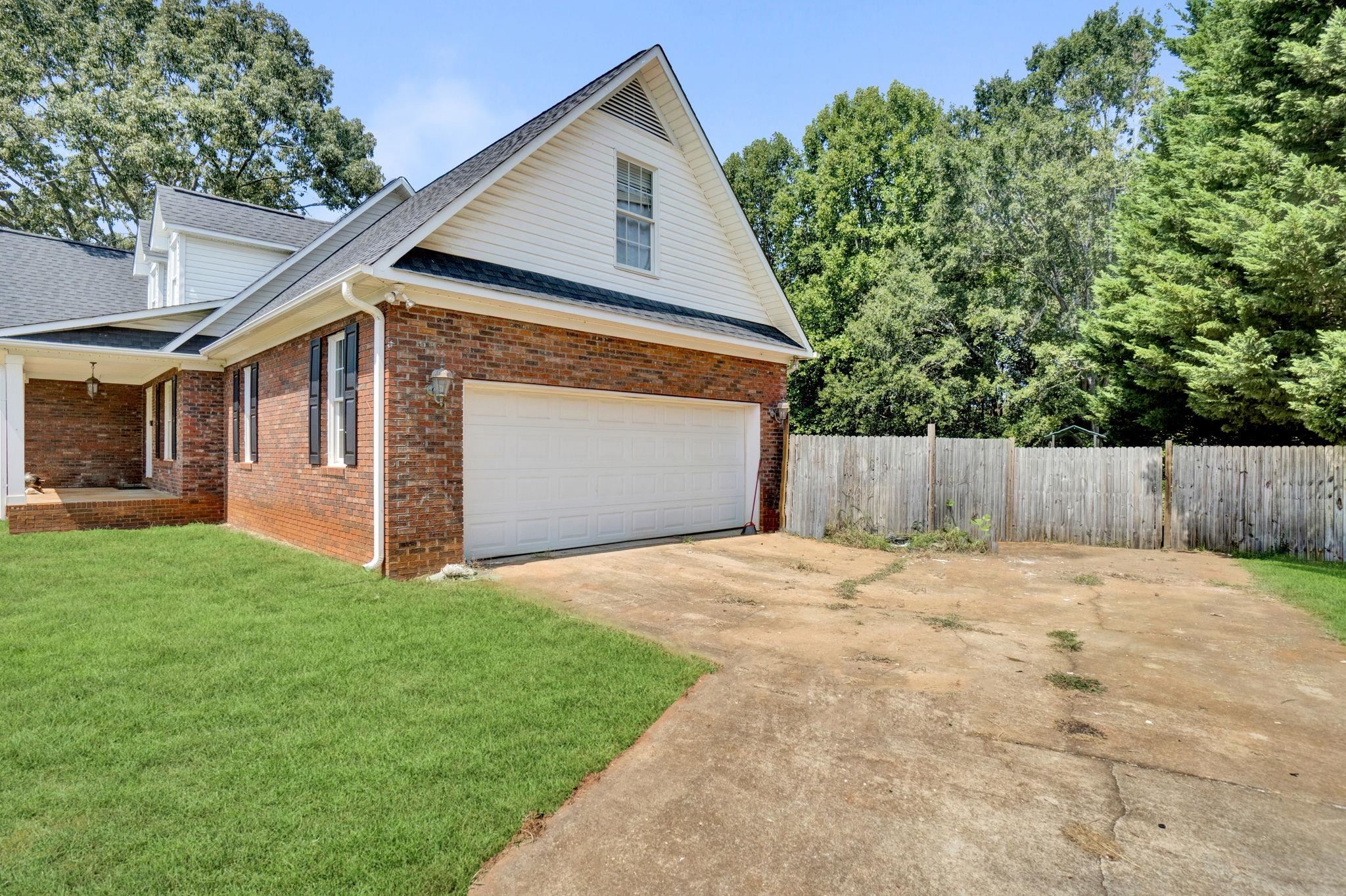 309 Trantham Court Inman, SC 29349 - Photo 3 of 44