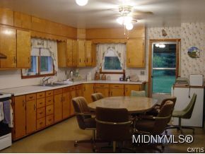 317 Old State Road Poland, NY 13431 - Photo 2 of 8 Gallery Image 2