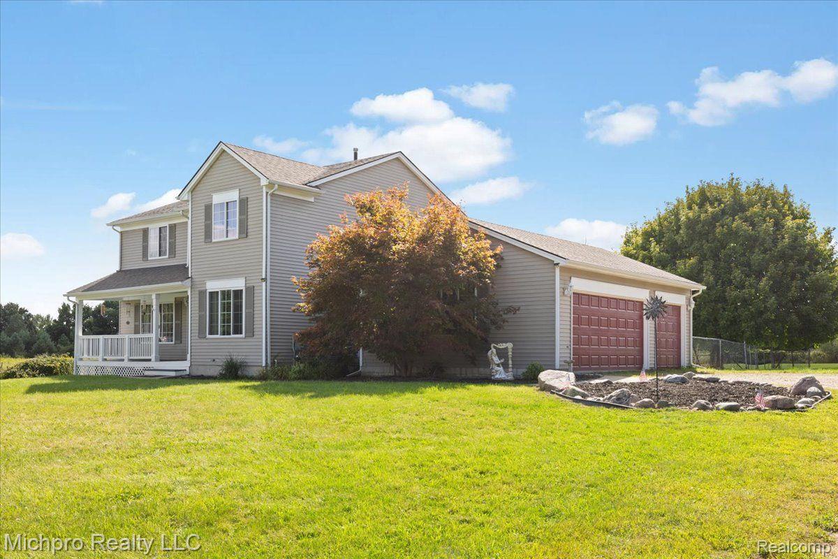 672 South Hurd Road Oxford, MI 48371 - Photo 2 of 51 Gallery Image 2