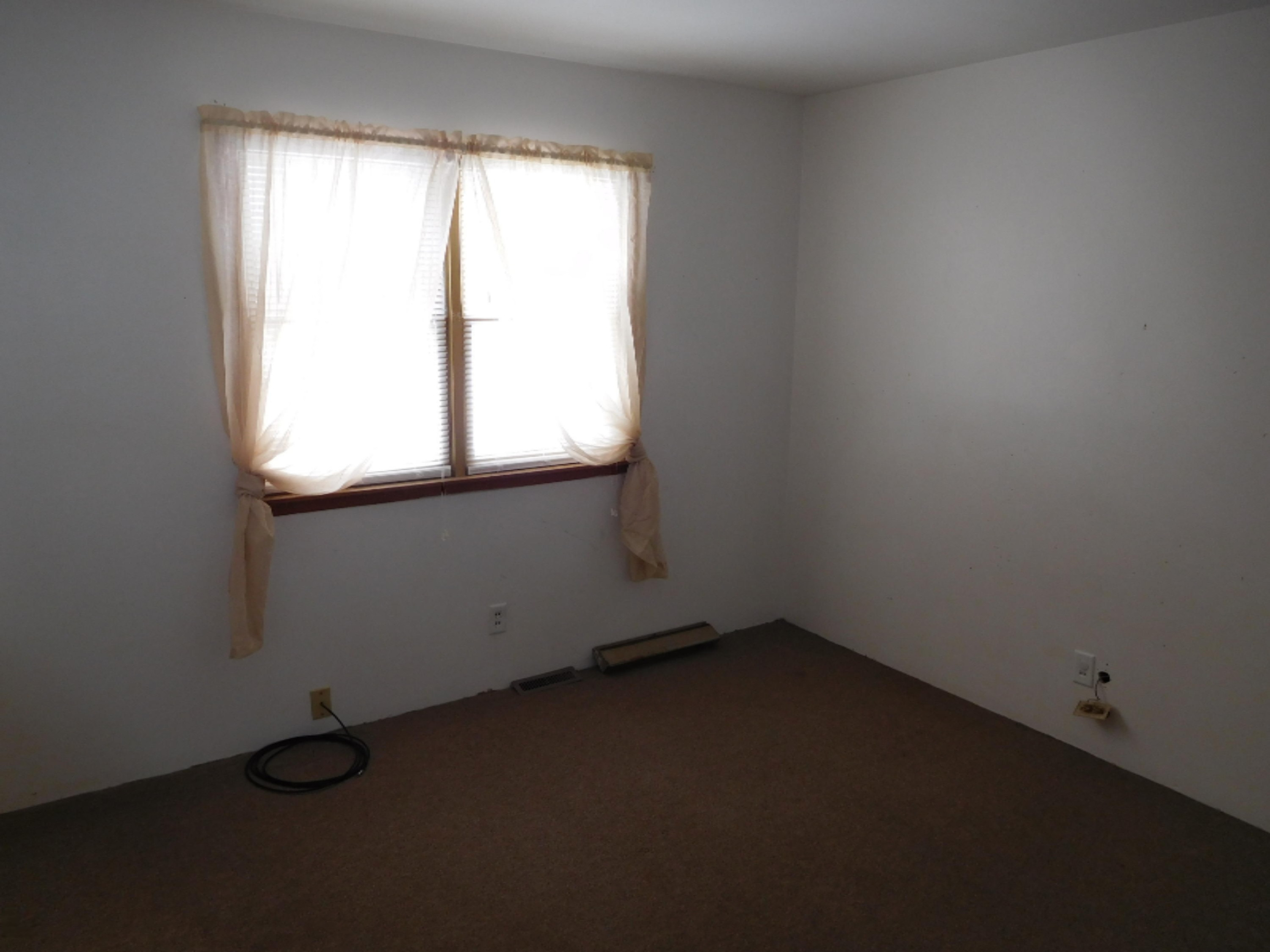 207 Stateline Road Niles, MI 49120 - Photo 12 of 20 DSCN2246