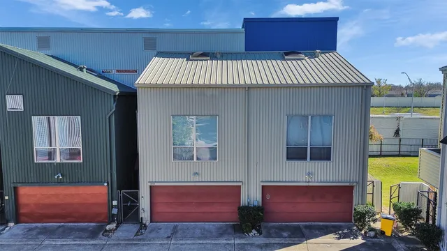 $293,990 | 6935 Yellowstone Way Drive, Houston, TX 77054