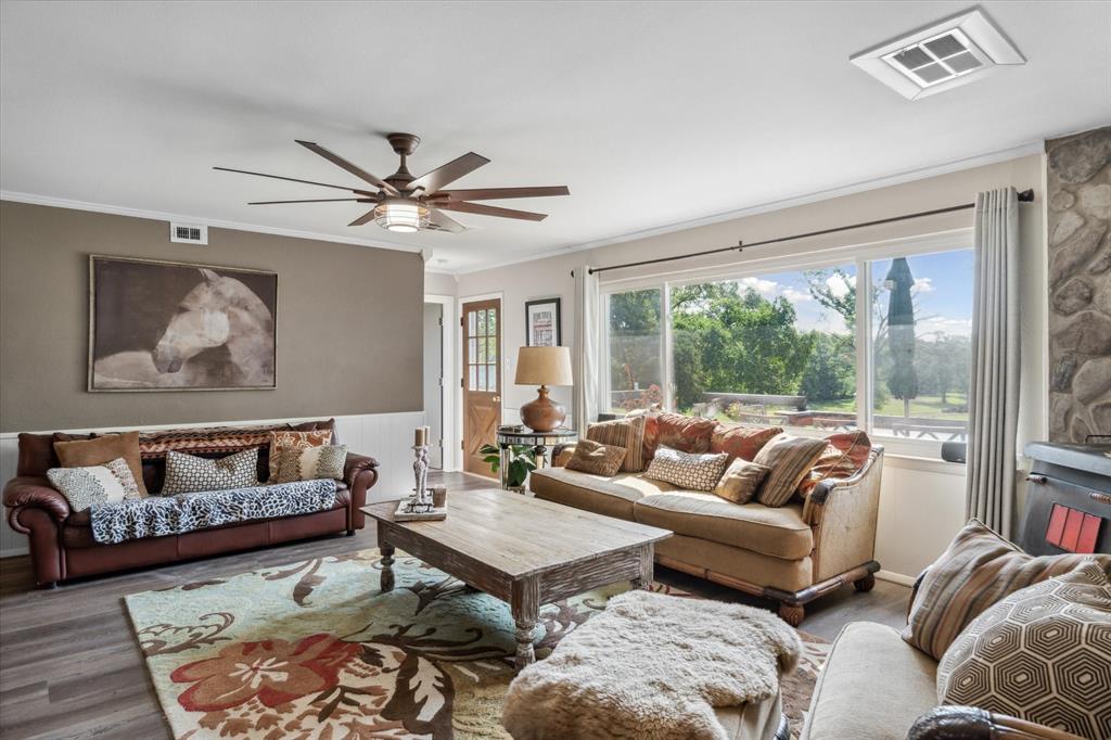 1226 VZ County Road Canton, TX 75103 - Photo 20 of 40