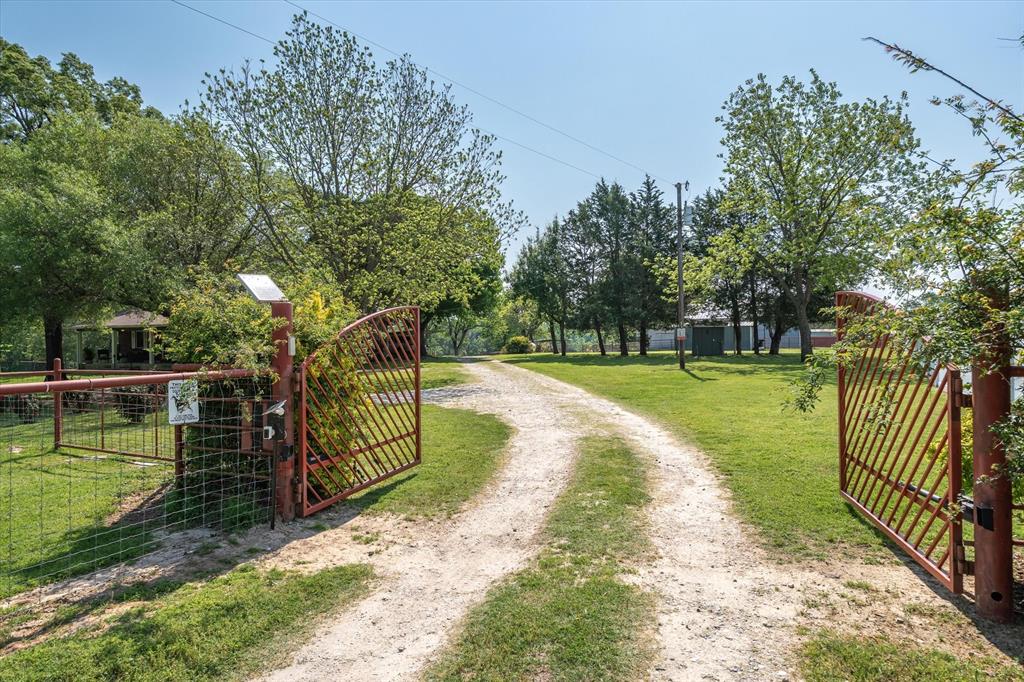 1226 VZ County Road Canton, TX 75103 - Photo 9 of 40