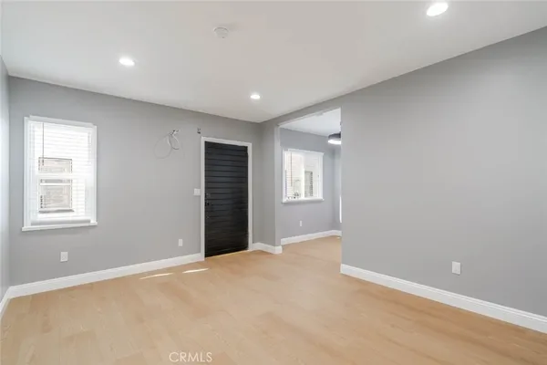 $2,250 | 1051 Western Avenue, Unit A, Glendale, CA 91201