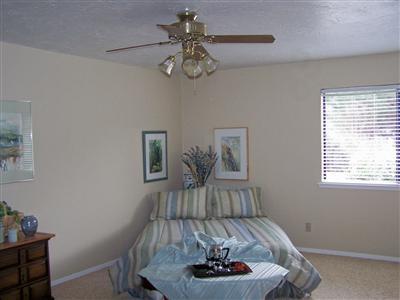 46300 Vista Del Rio Drive Oakhurst, CA 93644 - Photo 15 of 19 Master bedroom