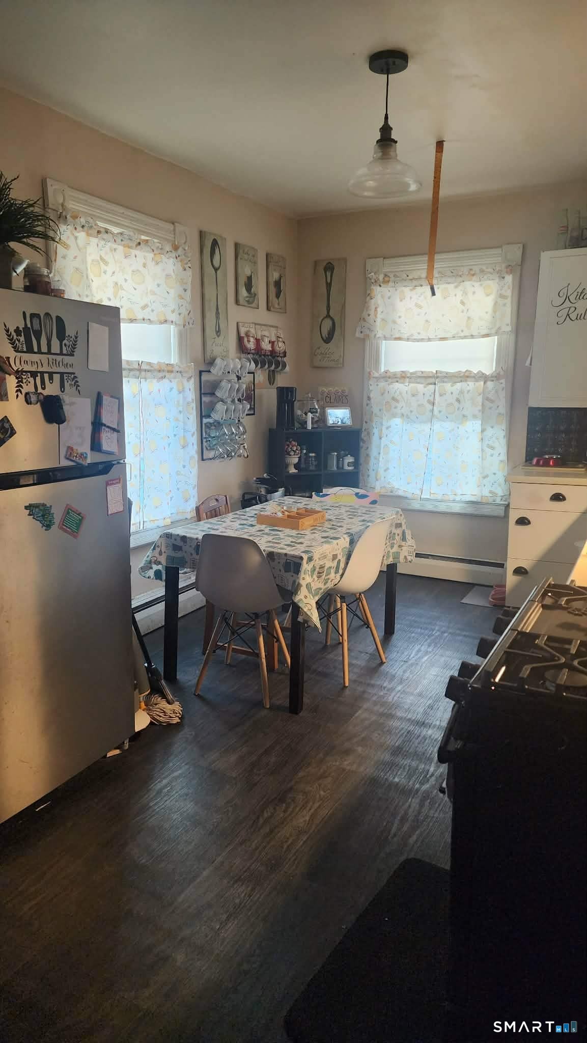 37 Capen Street Hartford, CT 06120 - Photo 11 of 11 Second floor Kitchen