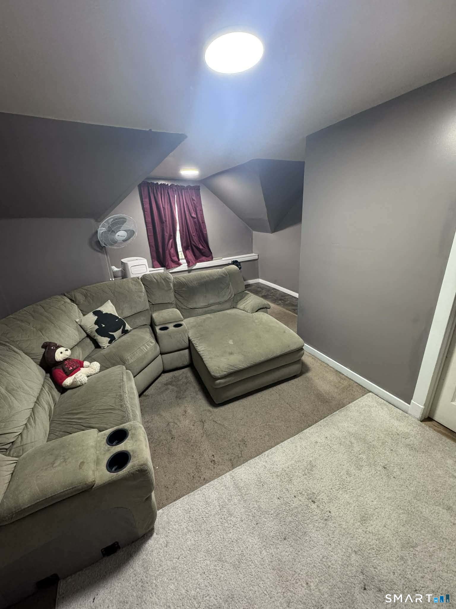 37 Capen Street Hartford, CT 06120 - Photo 6 of 11