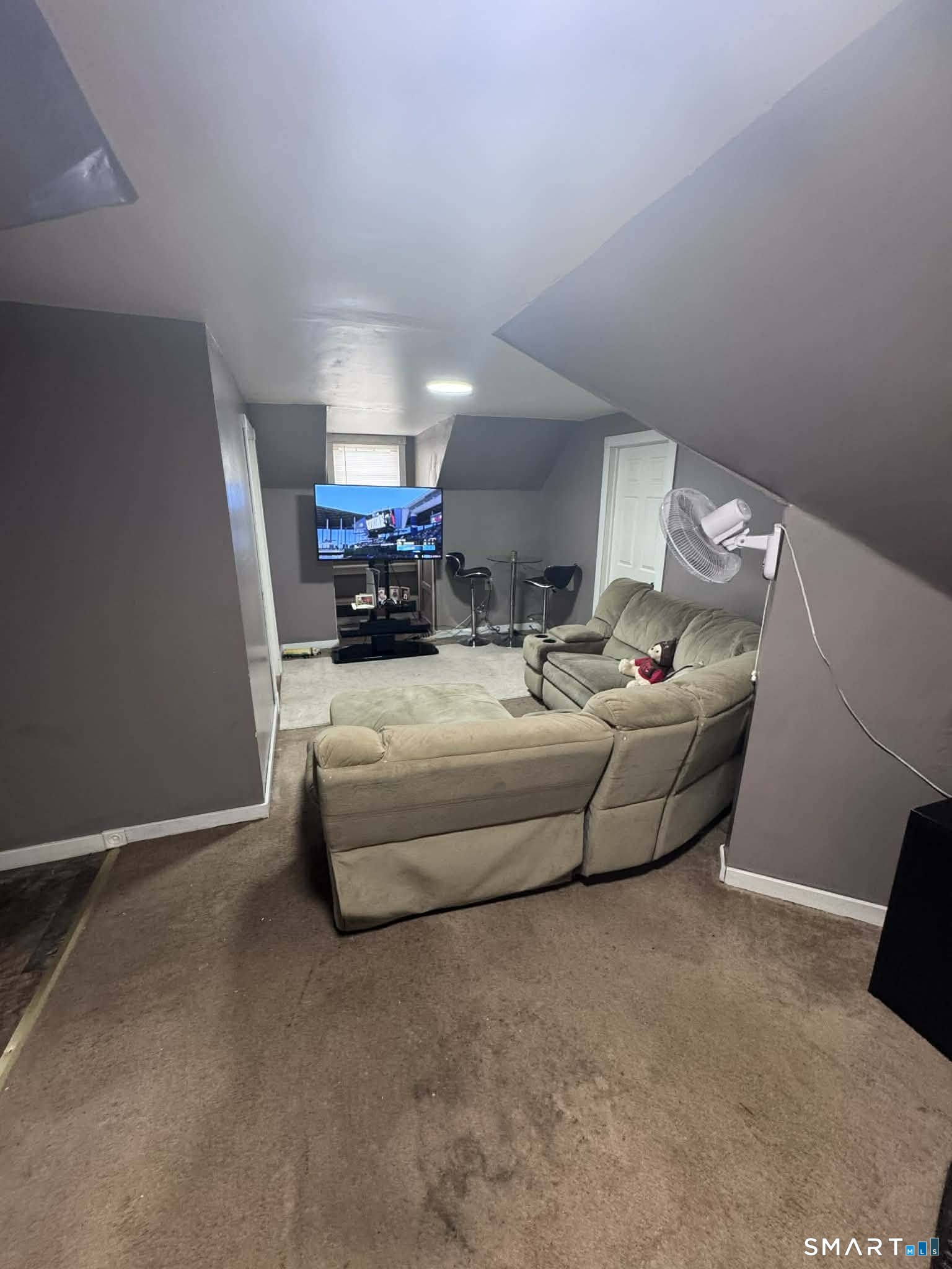 37 Capen Street Hartford, CT 06120 - Photo 8 of 11