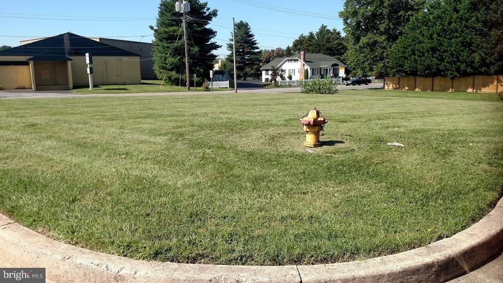 Delaware Avenue Elkton, MD 21921 - Photo 6 of 9 a view of a house with a yard