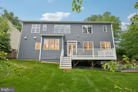 $2,400,000 | 2336 North Oak Street, Falls Church, VA 22046