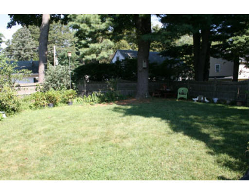 23 Lynnbrook Road Lynnfield, MA 01940 - Photo 4 of 11 Gallery Image 4