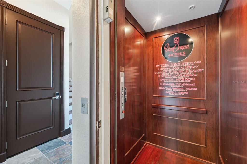 5287 Tuna Lane Weeki Wachee, FL 34607 - Photo 7 of 85