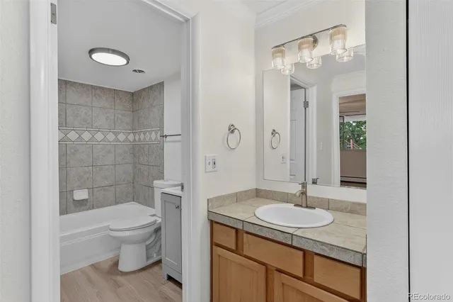 $2,300 | 1267 North Lafayette Street, Unit 404, Denver, CO 80218