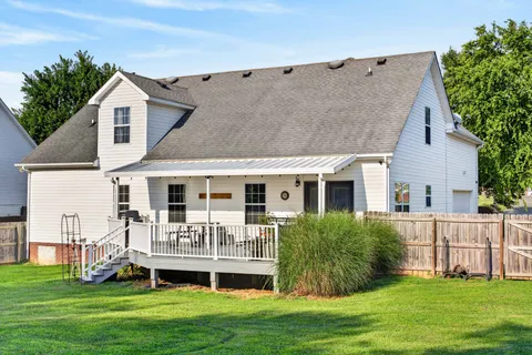 $568,000 | 120 Strassle Drive, White House, TN 37188