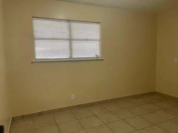 $305,000 | 100 Starling Drive West, Austin, TX 78753