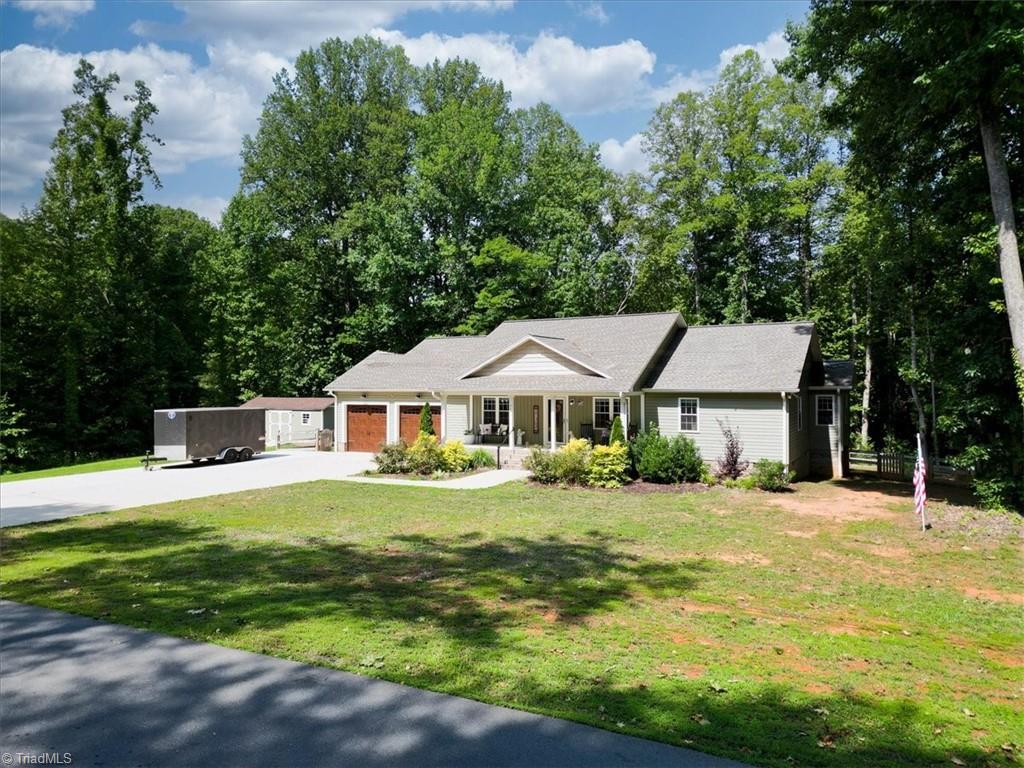 5086 Appalachian Road Winston-Salem, NC 27105 - Photo 4 of 50