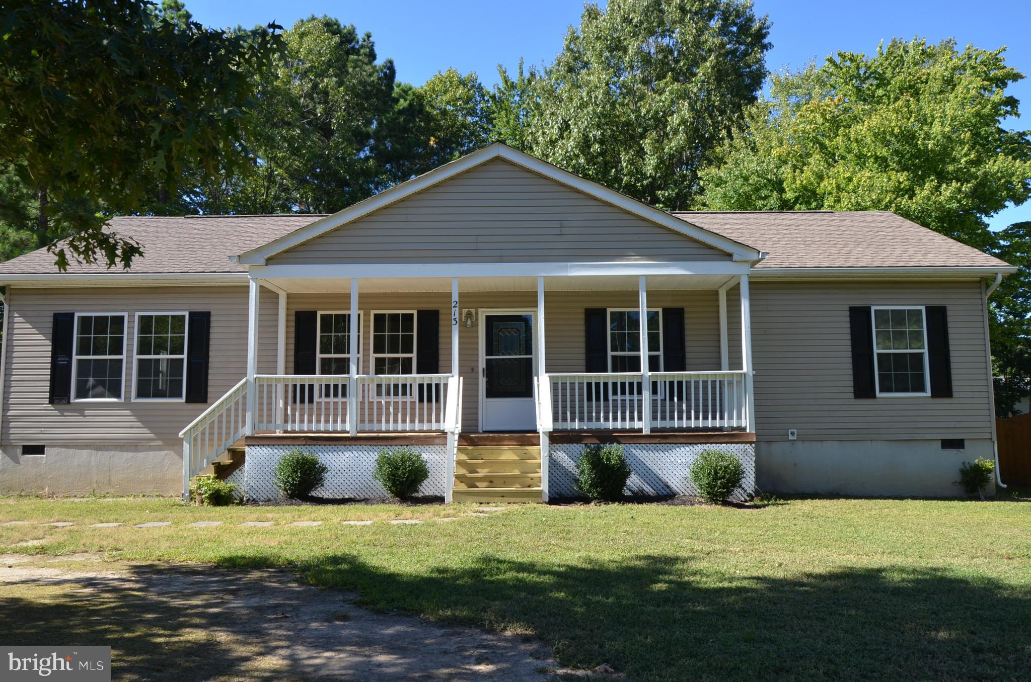 213 Azalea Road Colonial Beach, VA 22443 - Photo 1 of 21 Gallery Image 1