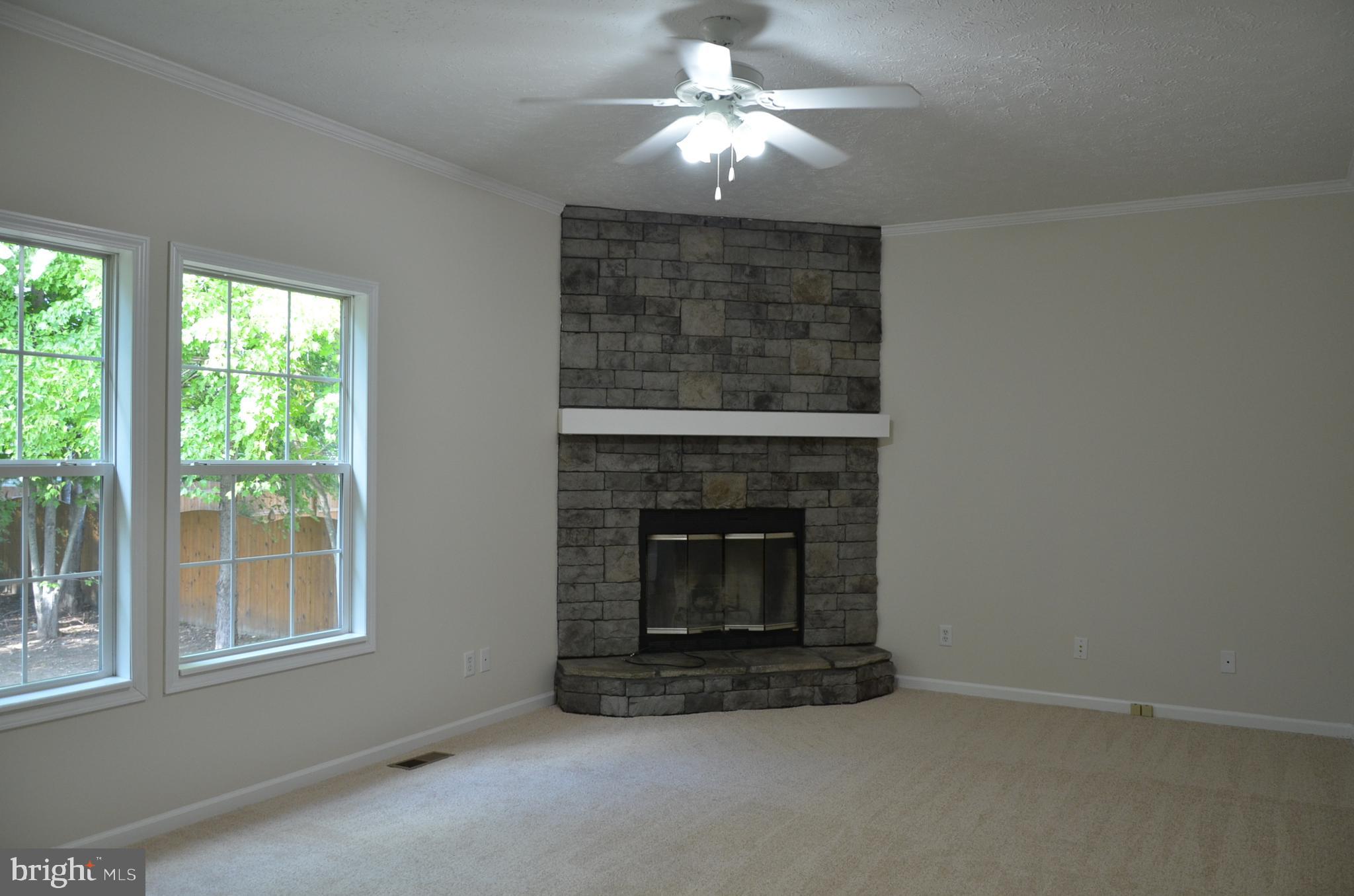 213 Azalea Road Colonial Beach, VA 22443 - Photo 3 of 21 Gallery Image 3