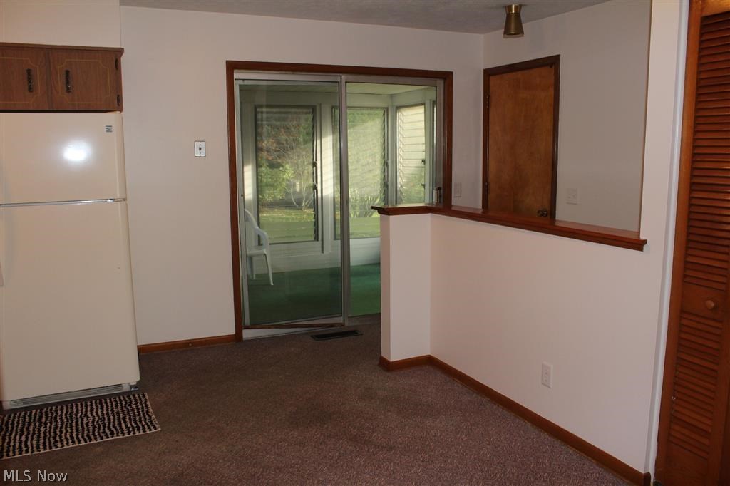 274 Manor Avenue Northwest Canton, OH 44708 - Photo 6 of 18
