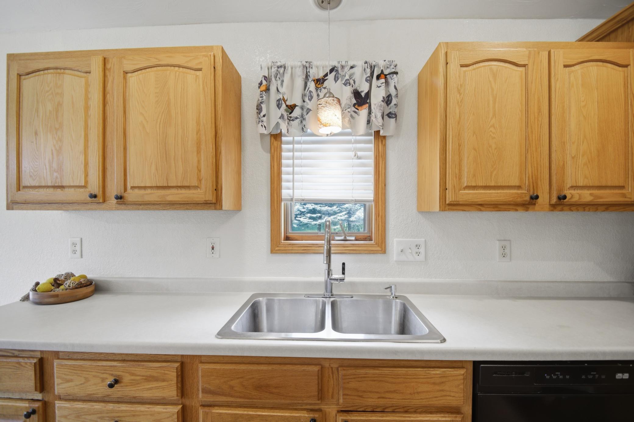 1600 26th Street Southwest Austin, MN 55912 - Photo 10 of 65