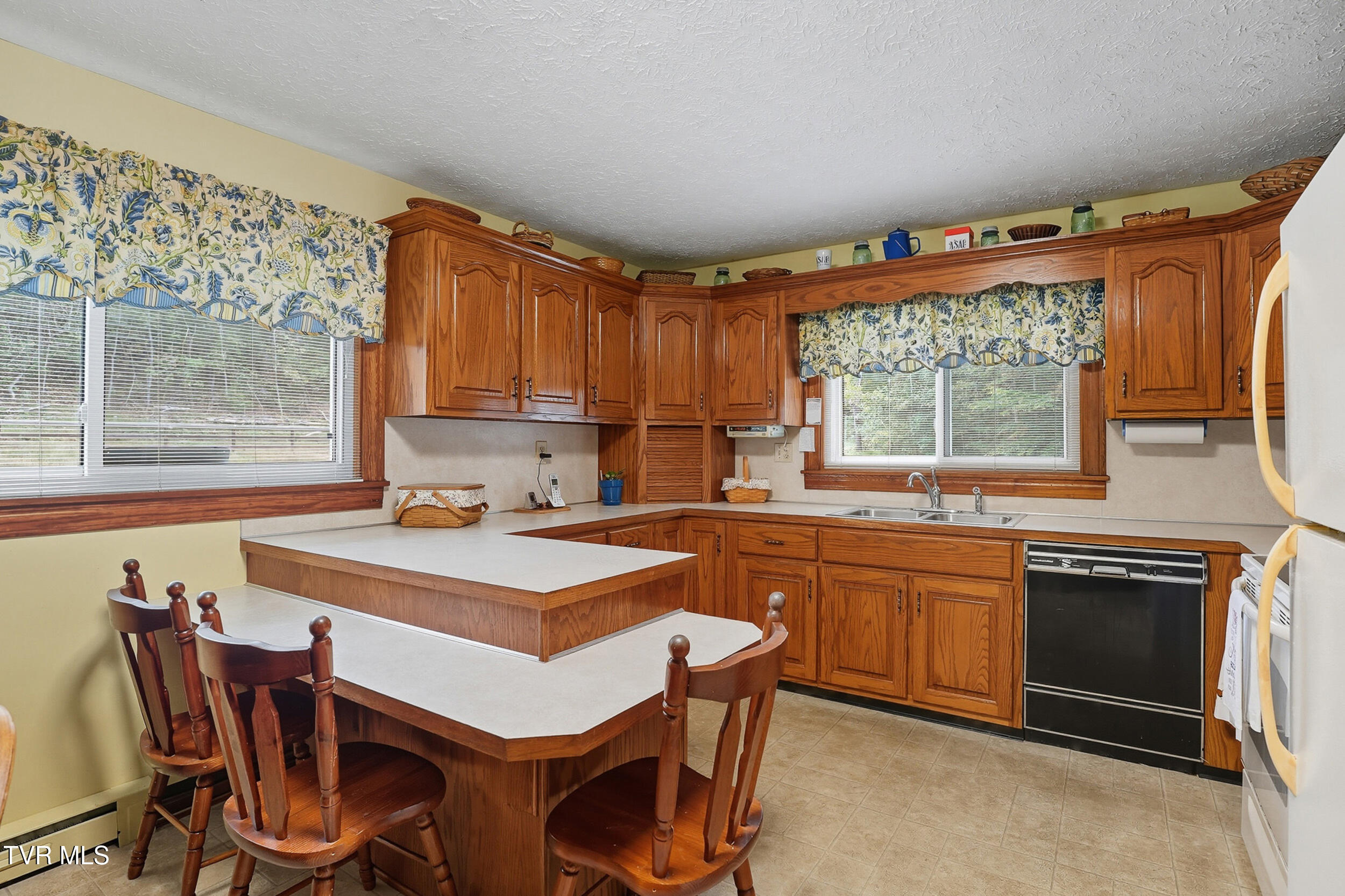 4299 Fairview Road Duffield, VA 24244 - Photo 11 of 45 11_dsc06942