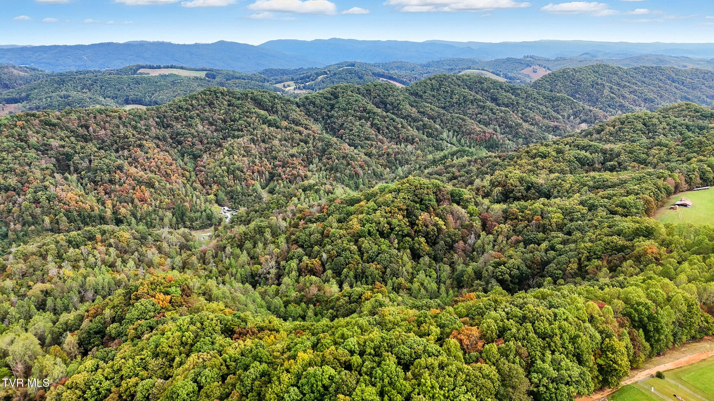 4299 Fairview Road Duffield, VA 24244 - Photo 41 of 45 50_dji_20251007100857_0777_d