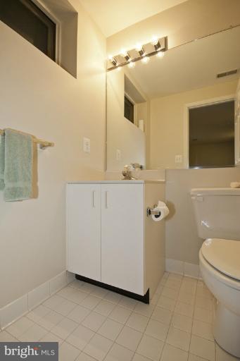 21 Stridesham Court Baltimore, MD 21209 - Photo 16 of 30 Powder Room