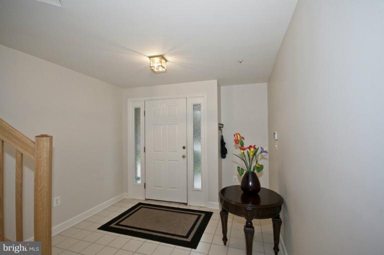 21 Stridesham Court Baltimore, MD 21209 - Photo 24 of 30 Foyer