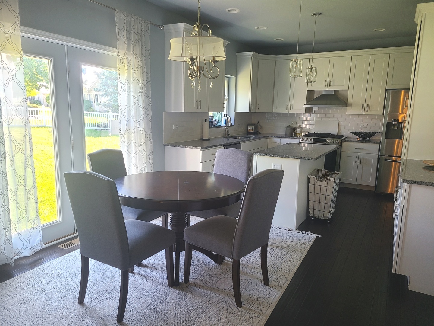 328 Kain Street Ottawa, IL 61350 - Photo 5 of 38