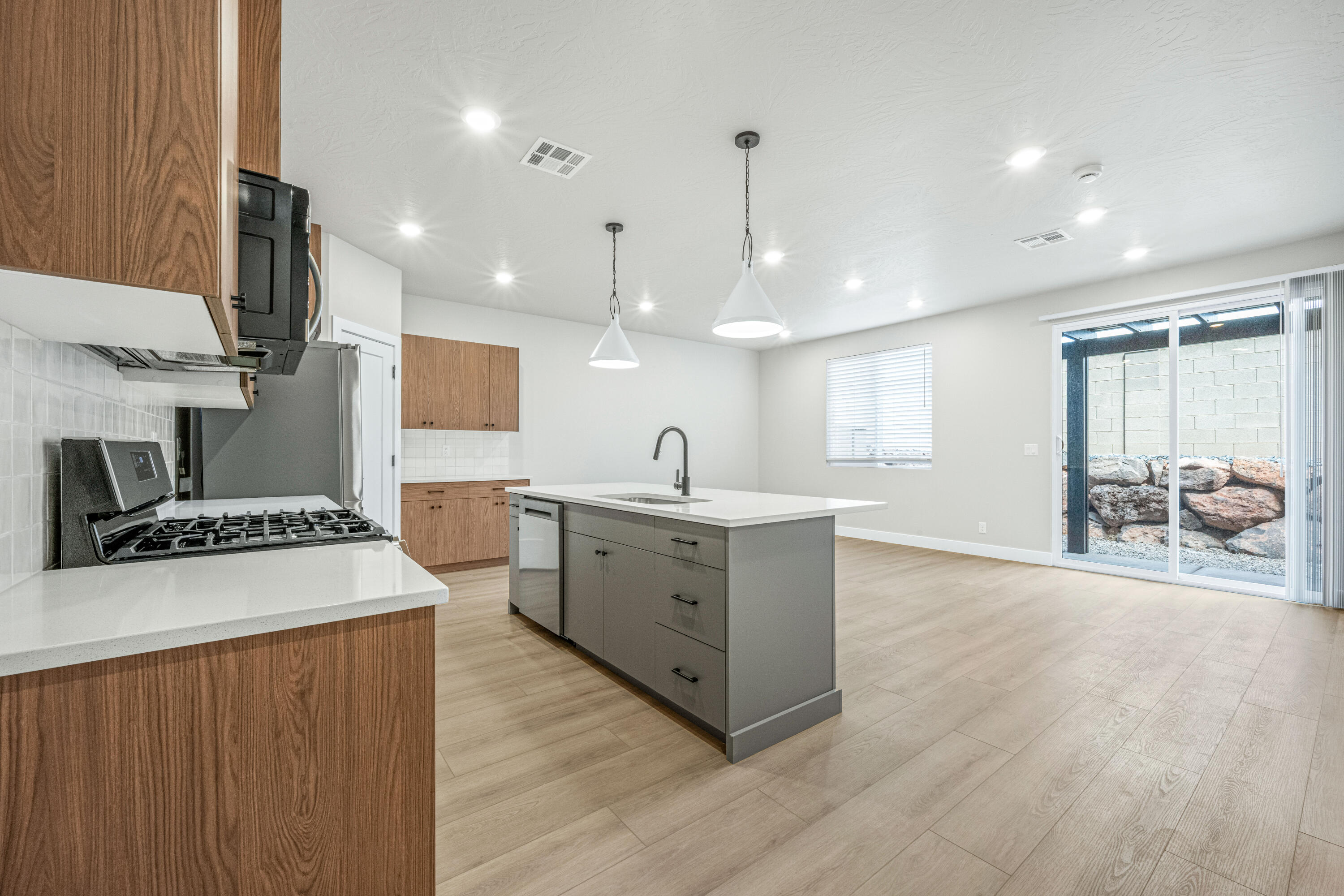 4018 East Fossil Way, Unit 85 Washington, UT 84780 - Photo 2 of 21 *Photo of similar unit*