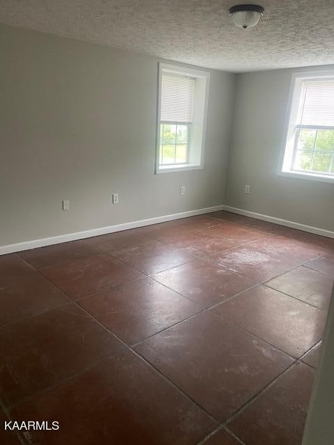 183 Oak Road Norris, TN 37828 - Photo 2 of 17
