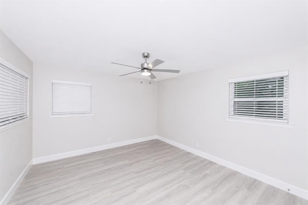 504 Pecan Street Crowley, TX 76036 - Photo 18 of 30