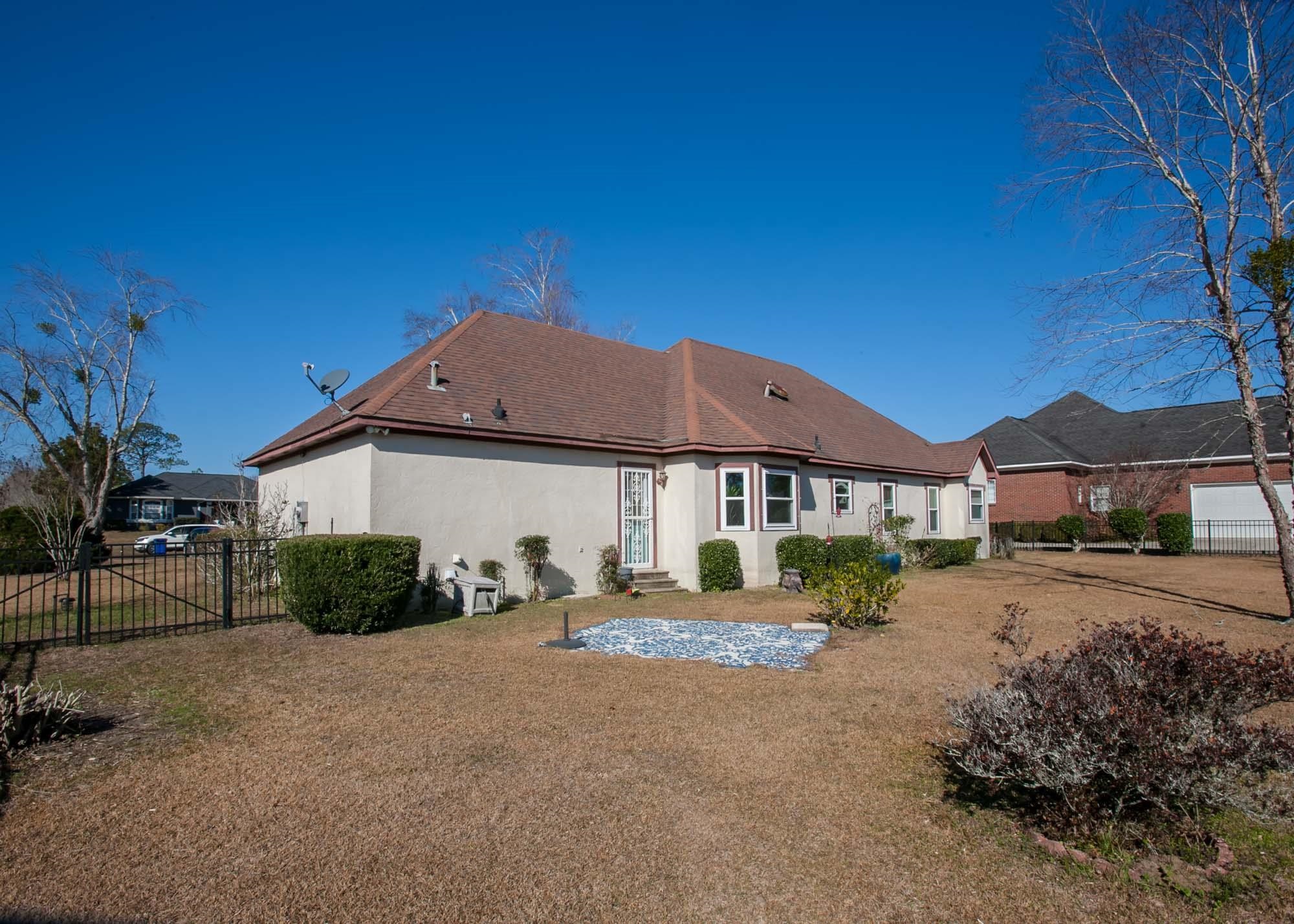 9040 Eagle Lane Foley, AL 36535 - Photo 4 of 38