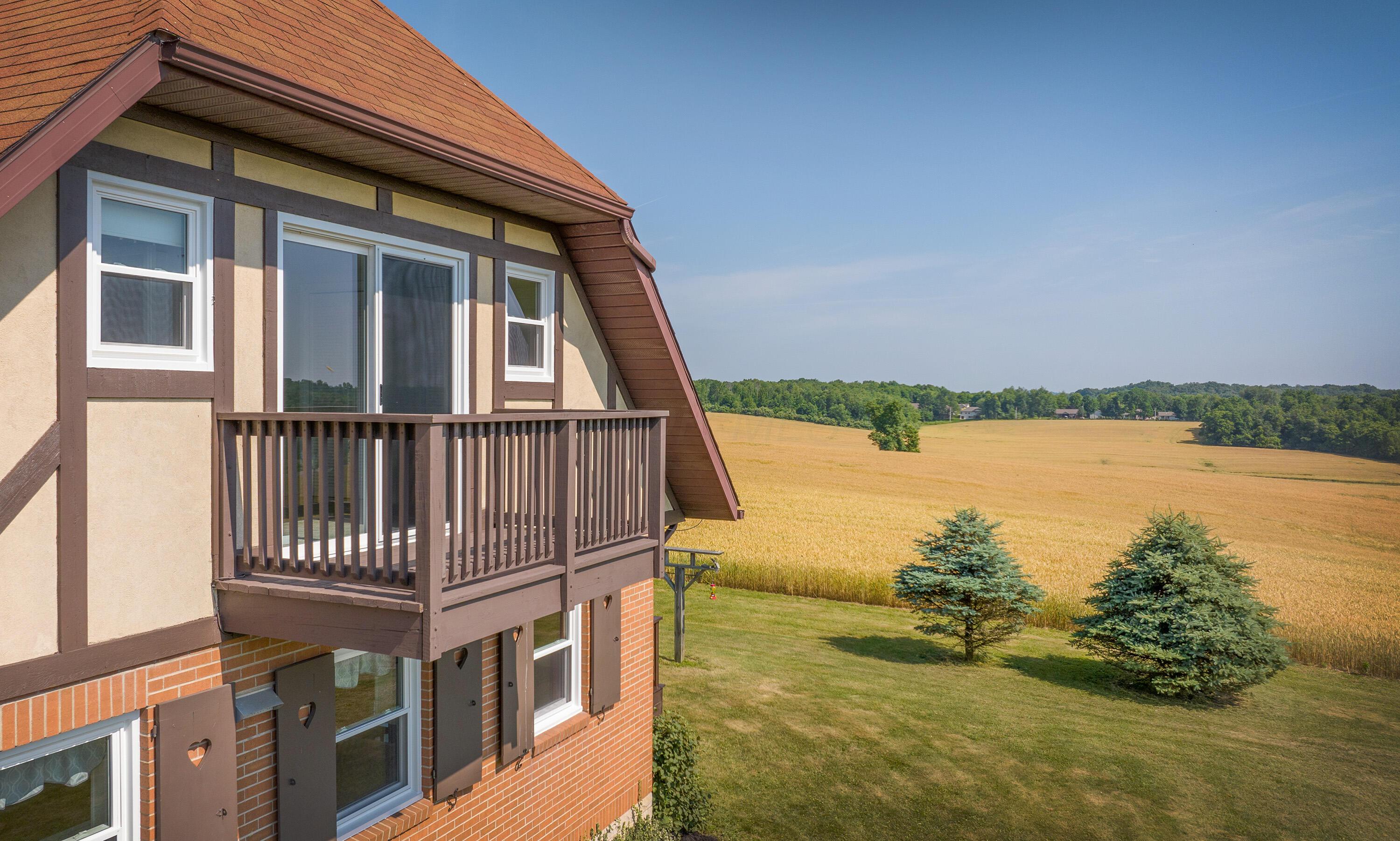 14119 Magers Road Howard, OH 43028 - Photo 26 of 54 Private balconies