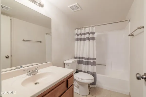 $200,000 | 925 South Longmore, Unit 201, Mesa, AZ 85202