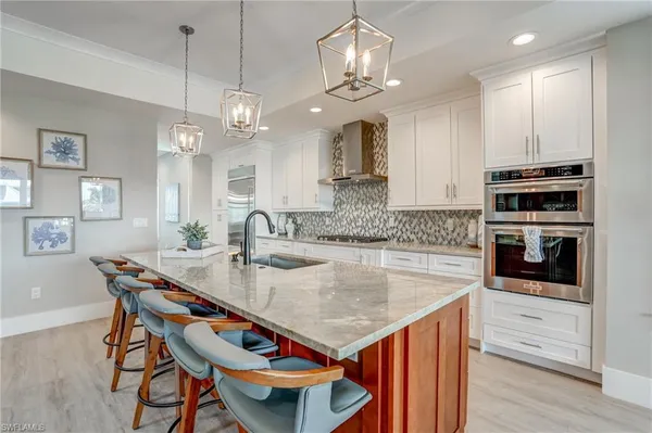 $3,925,000 | 661 Estero Boulevard, Fort Myers Beach, FL 33931