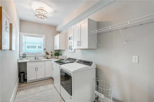 $3,925,000 | 661 Estero Boulevard, Fort Myers Beach, FL 33931