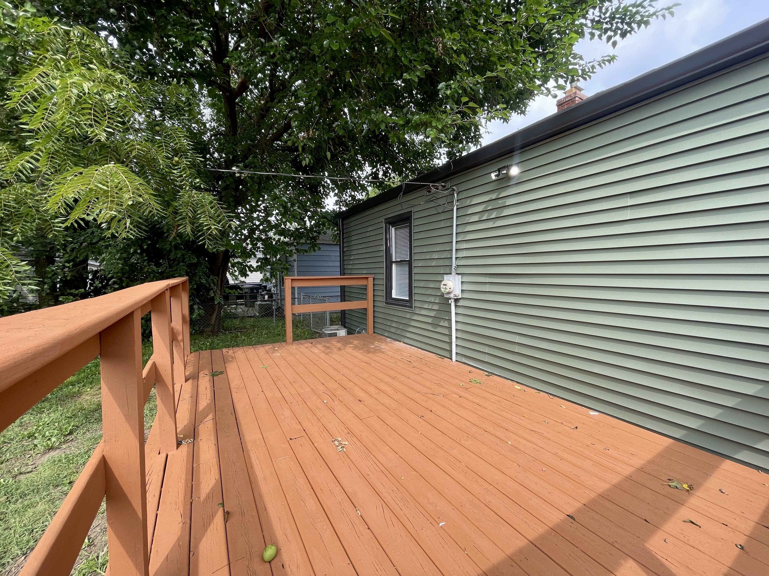 2013 East Legrande Avenue Indianapolis, IN 46203 - Photo 17 of 19