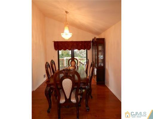 9 Marvin Road Monmouth Junction, NJ 08852 - Photo 4 of 23 Gallery Image 4