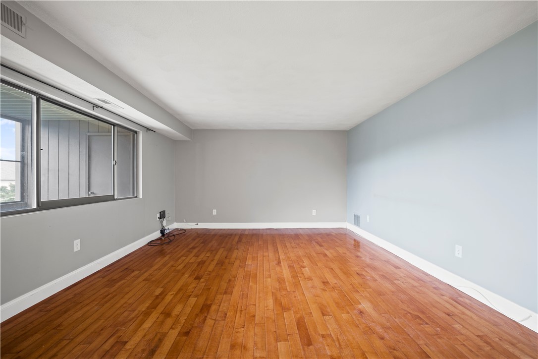 196 Old River Road, Unit 5F Lincoln, RI 02865 - Photo 9 of 21