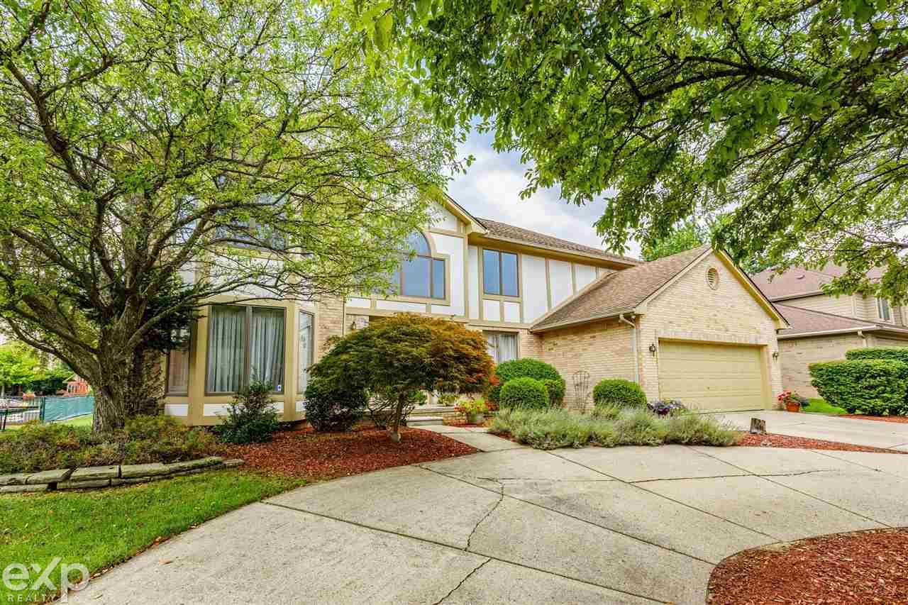 2173 Reagan Drive Rochester Hills, MI 48309 - Photo 2 of 36